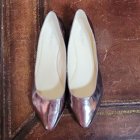 NINE WEST POINTED ROSE GOLD METALLIC SLIP-ON WOMEN"S FLAT SHOE - Picture 3 of 15